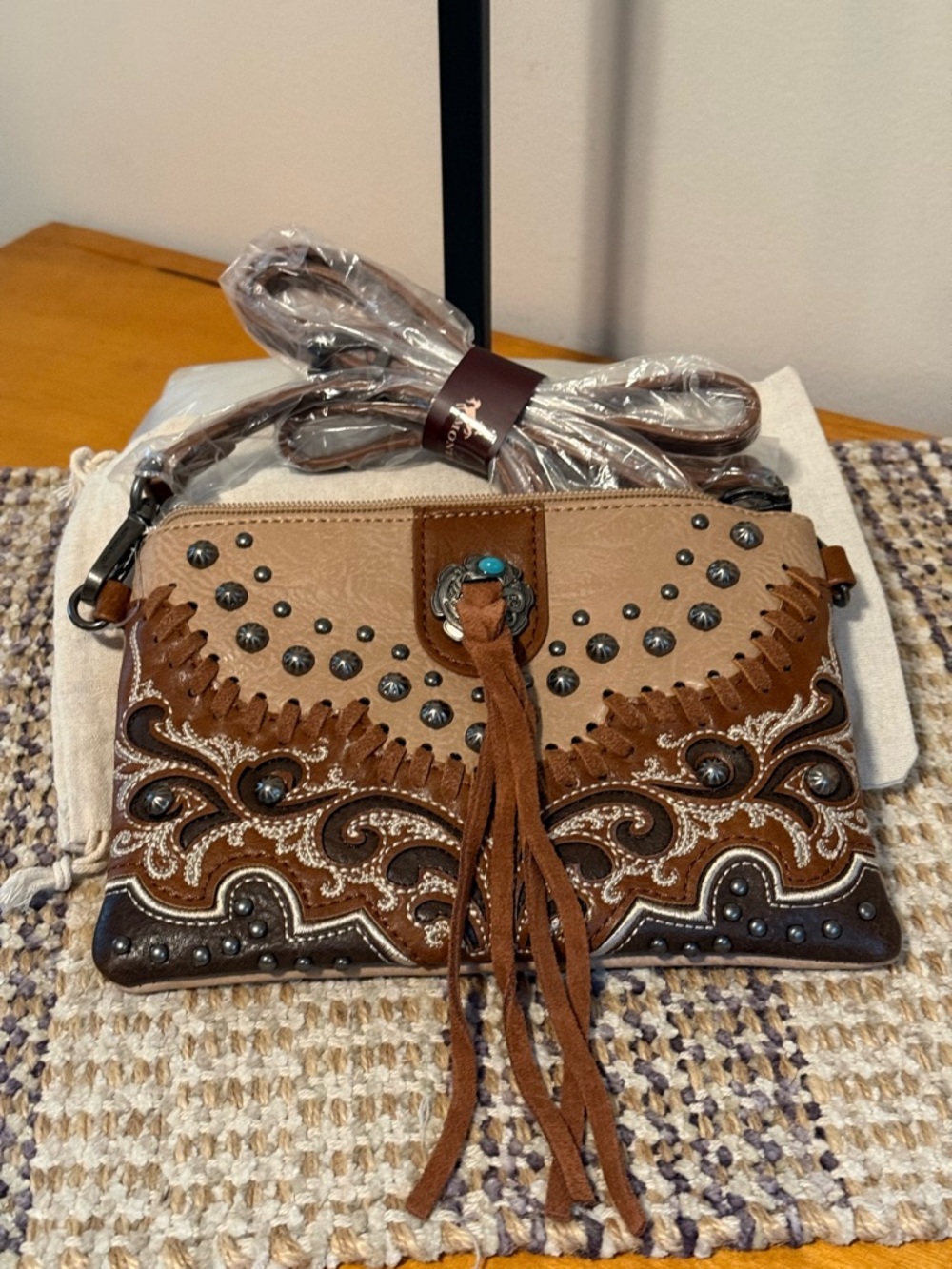 MW Embroidered Cutout Crossbody 🍁Sept Sale - Picture 2 of 5